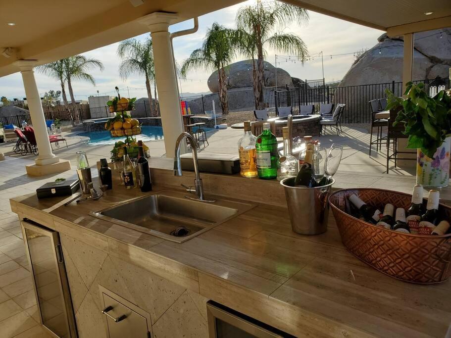 Holiday home Luxurious Mansion In Wine Country Temecula