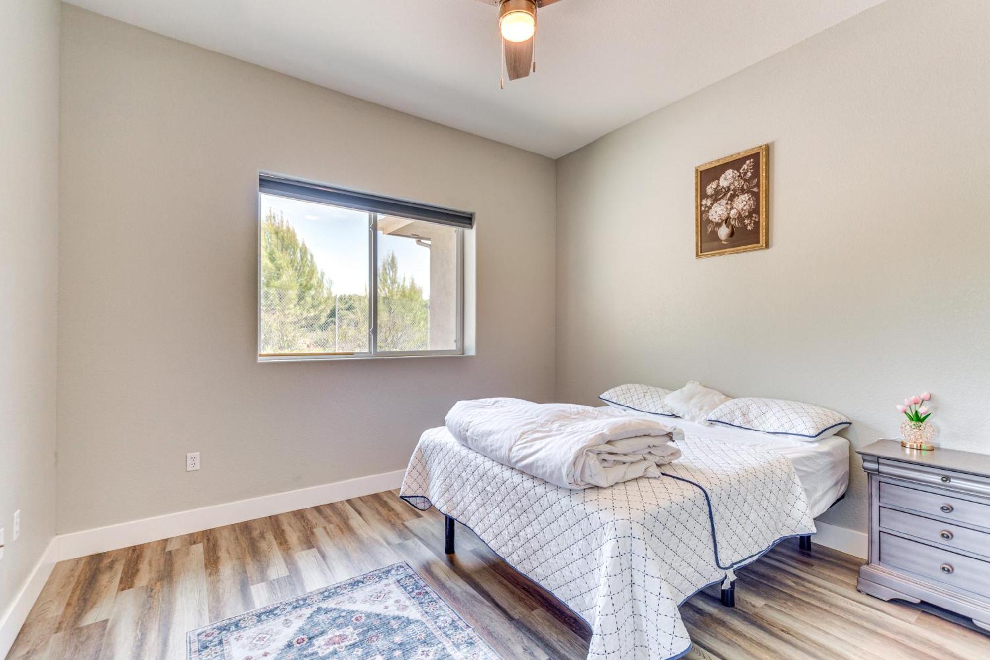 Family Hideaway With Hillside Views In Temecula! Holiday home