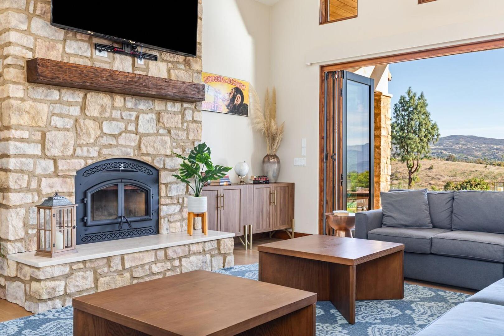 De La Sky Ranch Sprawling Tuscan In Wine Country *
